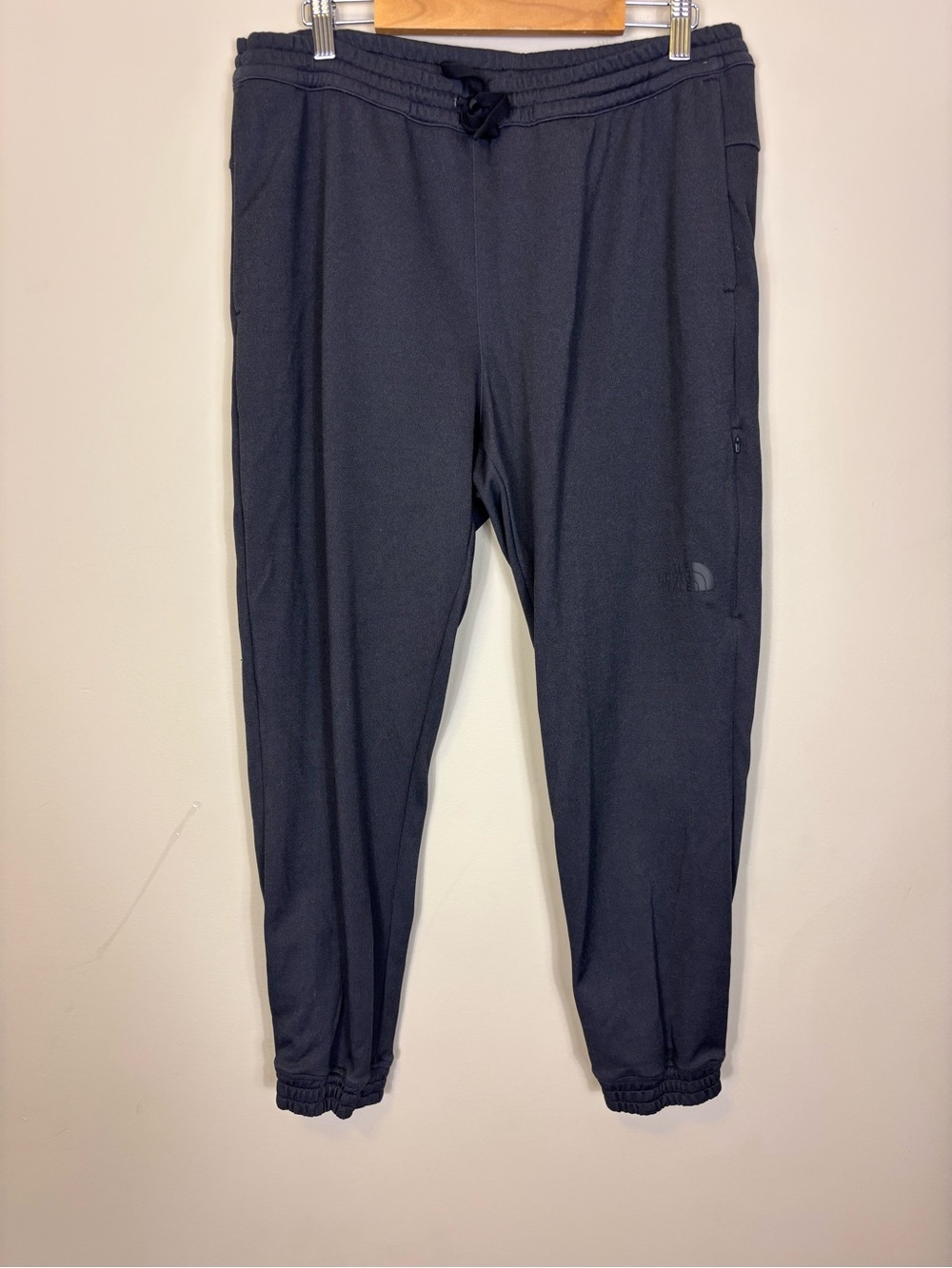 The North Face Charcoal Grey Jogger Pants Men’s Large
